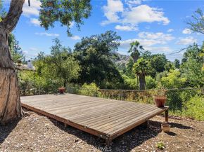 28925 Medea Mesa Road, Agoura Hills CA 91301