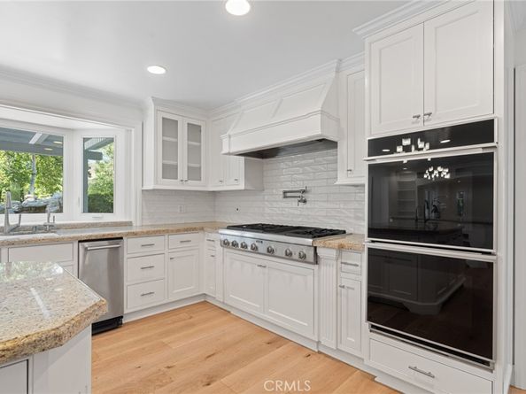 28925 Medea Mesa Road, Agoura Hills CA 91301