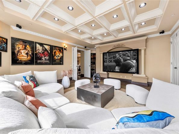 1539 Rodeo Road, Arcadia CA 91006