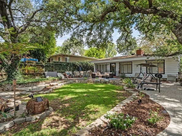 143 N Garfield Place, Monrovia CA 91016