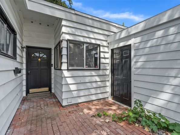 143 N Garfield Place, Monrovia CA 91016