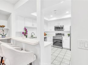 2318 Fox Hill 203, Los Angeles CA 90064