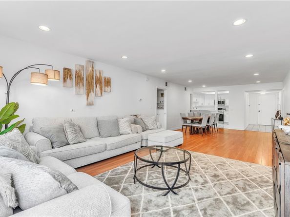 2318 Fox Hill 203, Los Angeles CA 90064