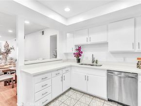 2318 Fox Hill 203, Los Angeles CA 90064