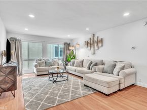 2318 Fox Hill 203, Los Angeles CA 90064