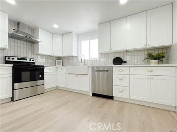 109 S San Antonio Avenue, Upland CA 91786