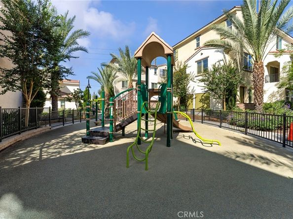 152 Dorsett Avenue, Upland CA 91786