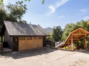 521 Fremont Drive, Pasadena CA 91103