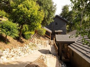 521 Fremont Drive, Pasadena CA 91103