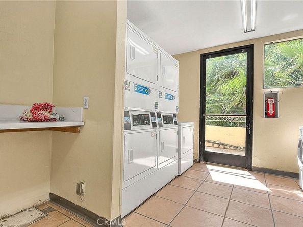 64 N Mar Vista Avenue 231, Pasadena CA 91106