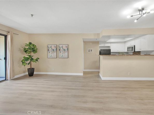 64 N Mar Vista Avenue 231, Pasadena CA 91106