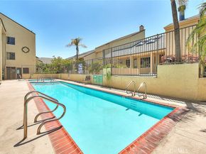 64 N Mar Vista Avenue 231, Pasadena CA 91106