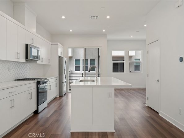 1407 w bushell Street, Anaheim CA 92805