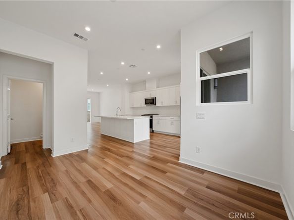 1407 w bushell Street, Anaheim CA 92805