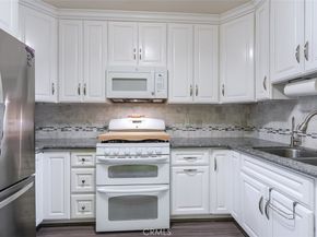 420 E Foothill, Monrovia CA 91016