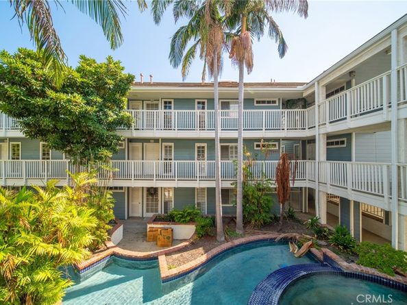 230 S Madison Ave 207, Pasadena CA 91101