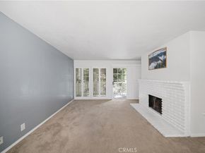 230 S Madison Ave 207, Pasadena CA 91101