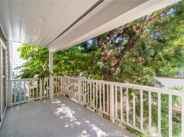 230 S Madison Ave 207, Pasadena CA 91101