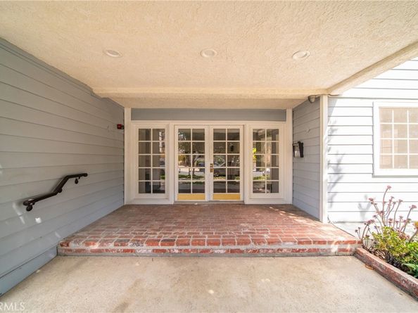 230 S Madison Ave 207, Pasadena CA 91101