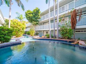 230 S Madison Ave 207, Pasadena CA 91101