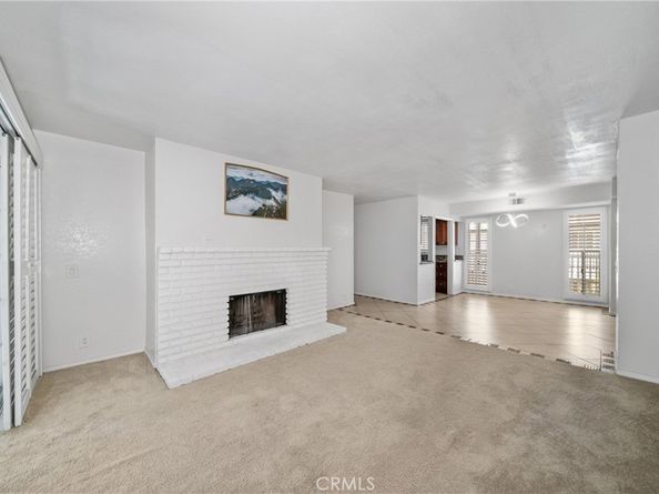 230 S Madison Ave 207, Pasadena CA 91101