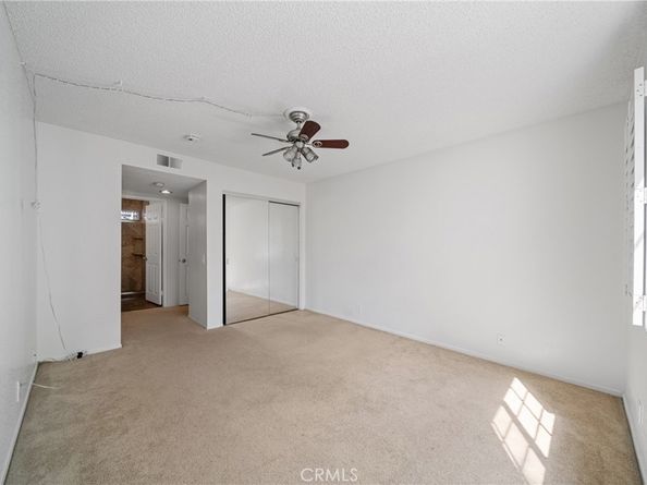 230 S Madison Ave 207, Pasadena CA 91101