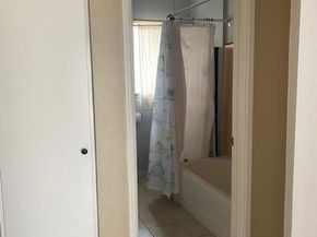 5709 Clemson, Los Angeles CA 90016