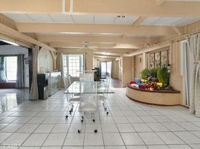 22111 Covello, Canoga Park CA 91303