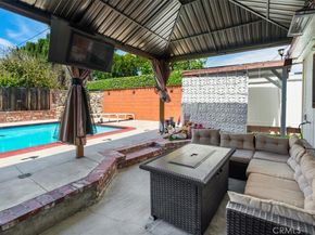 22111 Covello, Canoga Park CA 91303