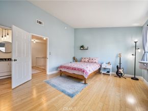 19950 Sherman Way Unit A A, Winnetka CA 91306