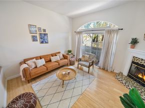 19950 Sherman Way Unit A A, Winnetka CA 91306