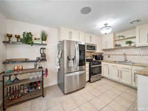 19950 Sherman Way Unit A A, Winnetka CA 91306