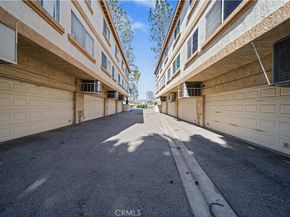 19950 Sherman Way Unit A A, Winnetka CA 91306
