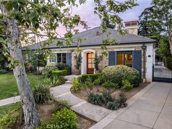 481 Oxford Drive