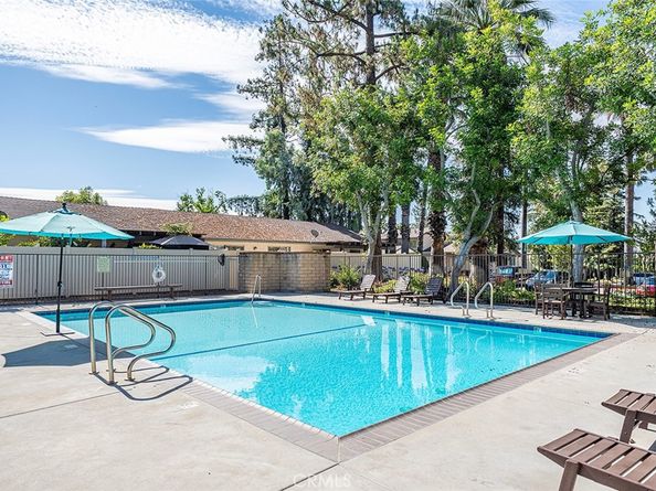 834 E Pepper Tree Drive, Azusa CA 91702