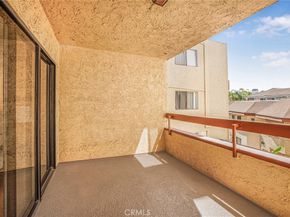 444 Piedmont Avenue 206, Glendale CA 91206