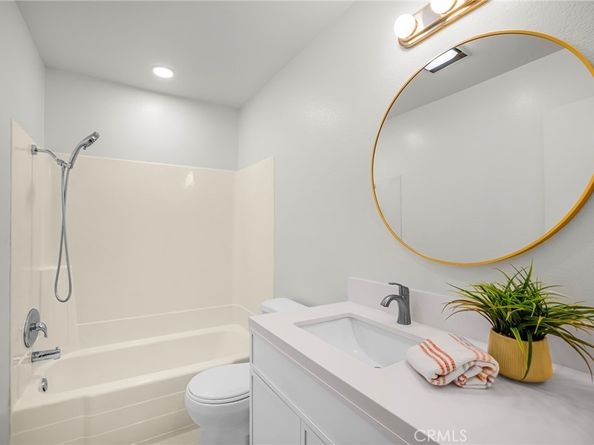 444 Piedmont Avenue 206, Glendale CA 91206