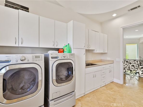 1243 Jacaranda Place, Upland CA 91784