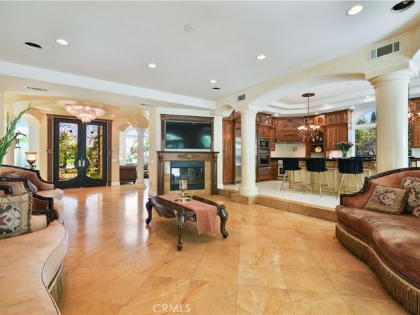 1243 Jacaranda Place, Upland CA 91784