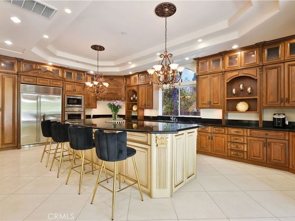 1243 Jacaranda Place, Upland CA 91784