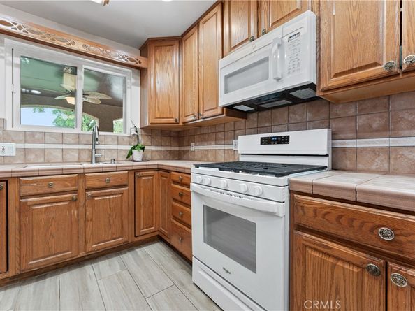 433 E Mason Street, Azusa CA 91702