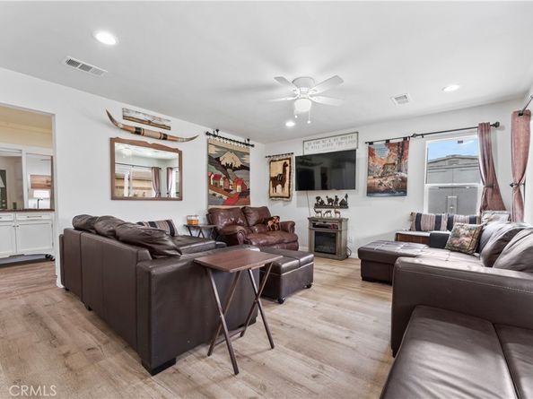 433 E Mason Street, Azusa CA 91702