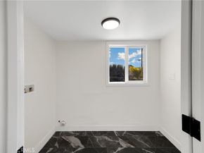 8620 S 4th Avenue, Inglewood CA 90305