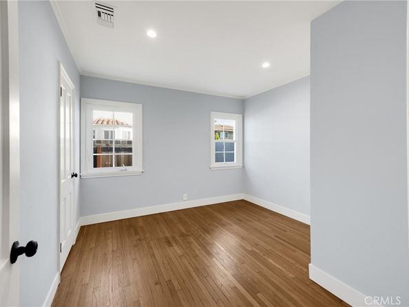8620 S 4th Avenue, Inglewood CA 90305