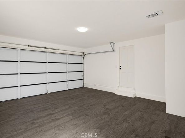8620 S 4th Avenue, Inglewood CA 90305