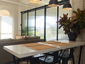 315 E 8th Street 205, Los Angeles CA 90014