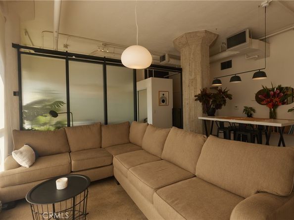 315 E 8th Street 205, Los Angeles CA 90014