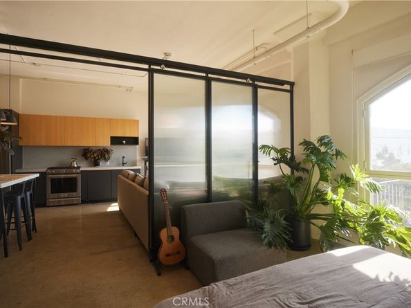 315 E 8th Street 205, Los Angeles CA 90014