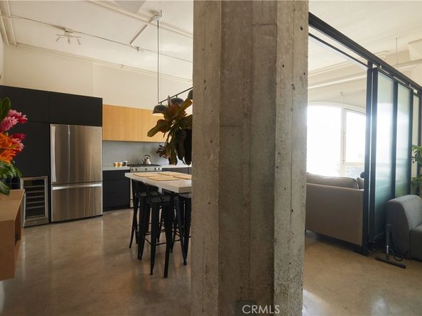 315 E 8th Street 205, Los Angeles CA 90014