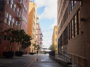 315 E 8th Street 205, Los Angeles CA 90014